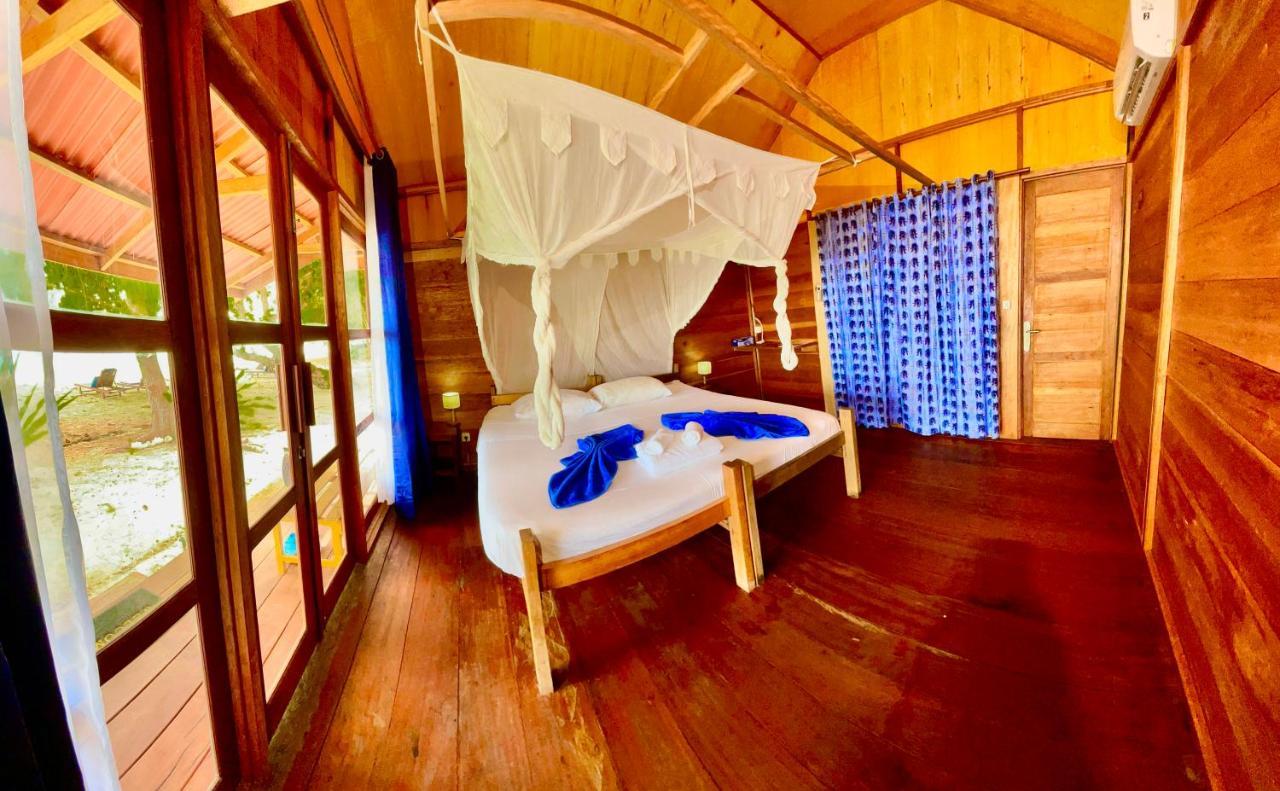 Agusta Eco Resort Pulau Mansuar Екстер'єр фото